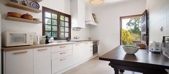 Holiday Home 'Mita's Country House' with Private Terrace, Balcony and Wi-Fi