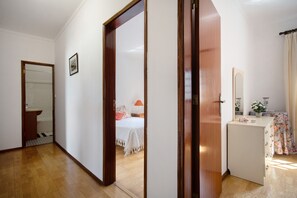 3 dormitorios, wifi gratis, ropa de cama
