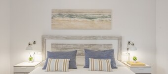 Holiday Home 'Ca Ses Celleres' with Private Terrace, Private Garden and Wi-Fi