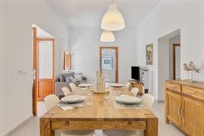 Dining - Holiday Home 'Ca Ses Celleres' with Private Terrace, Private Garden and Wi-Fi (Illes Balears)