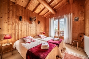 4 bedrooms, free WiFi