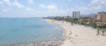 Apartment 'Frente Al Mar' with Sea View, Private Terrace and Wi-Fi