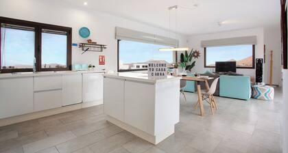 Maison de vacances 'Casa Cabra' avec vue sur la mer, piscine privée et Wi-Fi