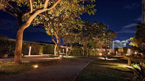 ELUDE Designer Suite Pasig (Prime location)