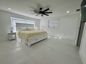 3 quartos, ferros/tábuas de passar roupa, Wi-Fi, roupa de cama