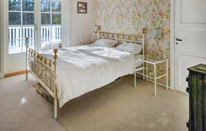 5 makuuhuonetta, ilmainen Wi-Fi