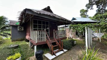 家庭小木屋, 私人浴室, 河景 | 1 間睡房、隔音、床單