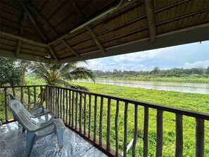 Soundproofing, bed sheets