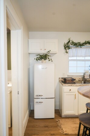 Interior - The Laurelville in Hocking Hills Hills with Hot Tub (Laurelville)