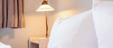 2 bedrooms, in-room safe, iron/ironing board, WiFi