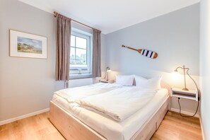 2 bedrooms, in-room safe, iron/ironing board, WiFi
