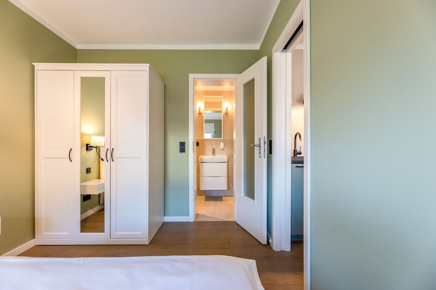 1 bedroom, in-room safe, iron/ironing board, WiFi