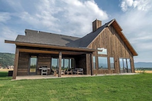 Exterior - Teton Homestead: Modern Comfort in Teton Reserve (Victor)