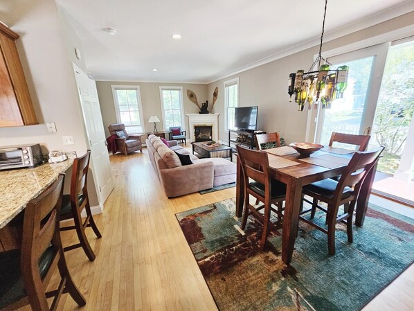 Interior - Serene 3 bed Escape in the Heart of Stowe (Stowe)