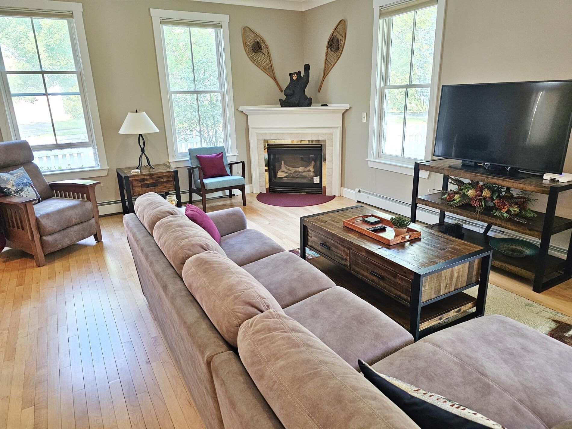 Serene 3 bed Escape in the Heart of Stowe (1966)