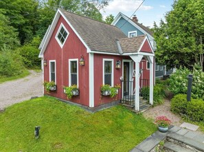 Exterior - Vermont Style in Stowe Center - Walk to Everything (Stowe)