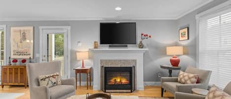 TV connectée, cheminée