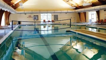 Indoor pool, 2 outdoor pools