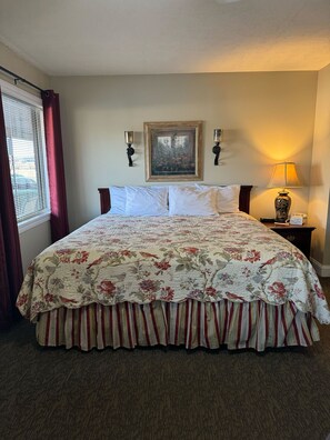 Basic-værelse - 1 kingsize-seng - ikke-ryger | 1 soveværelse, gratis Wi-Fi