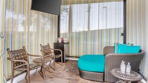 Spa - Las Vegas | Pool & Strip Access | 2BR Plus (Las Vegas)
