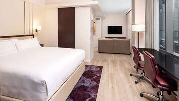 In-room safe, desk, iron/ironing board, WiFi