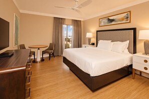 In-room safe, desk, iron/ironing board, travel cot - Orlando | Easy Disney Retreat | Pool + Parks (Orlando)