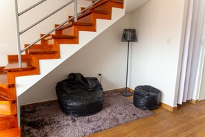 Interior - Beautiful 3-bedroom, 3-story family home near San Borja (La Victoria)