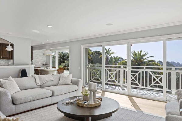 Fernseher, Arbeitsbereiche