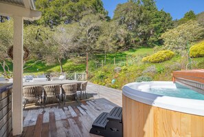 Outdoor dining - Serene Mountain Home with Ocean View! (Aptos)