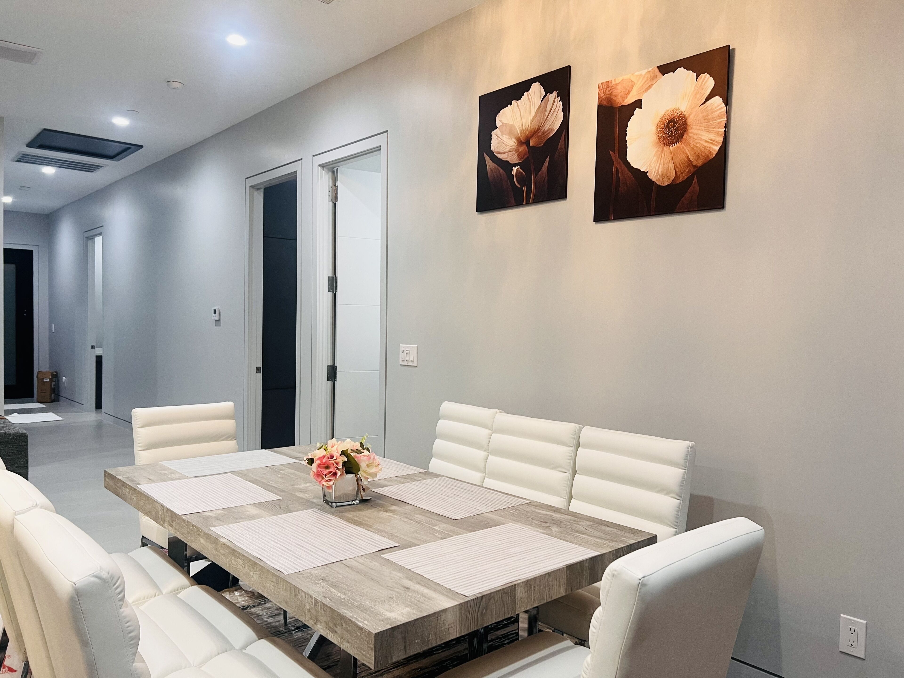 Dinning table