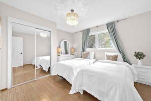 5 chambres, bureau, fer et planche à repasser, Wi-Fi