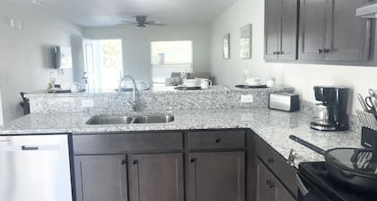 Doubletree Lodge II kingbed/firepit