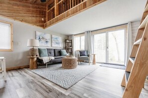 Fireplace - Otter Tail Lake / Fall Colors/ Bike Paths/ Parks / Snowmobile Trails (Otter Tail)