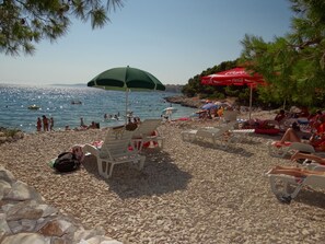 Beach - Heated swimming pool, stunning sea view terrace a9 (Okrug Gornji)
