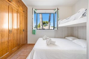 3 Schlafzimmer, kostenloses WLAN, Bettwäsche