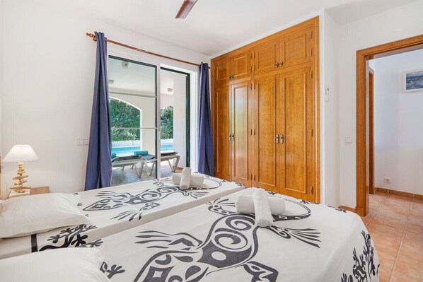 3 chambres, Wi-Fi gratuit, draps fournis