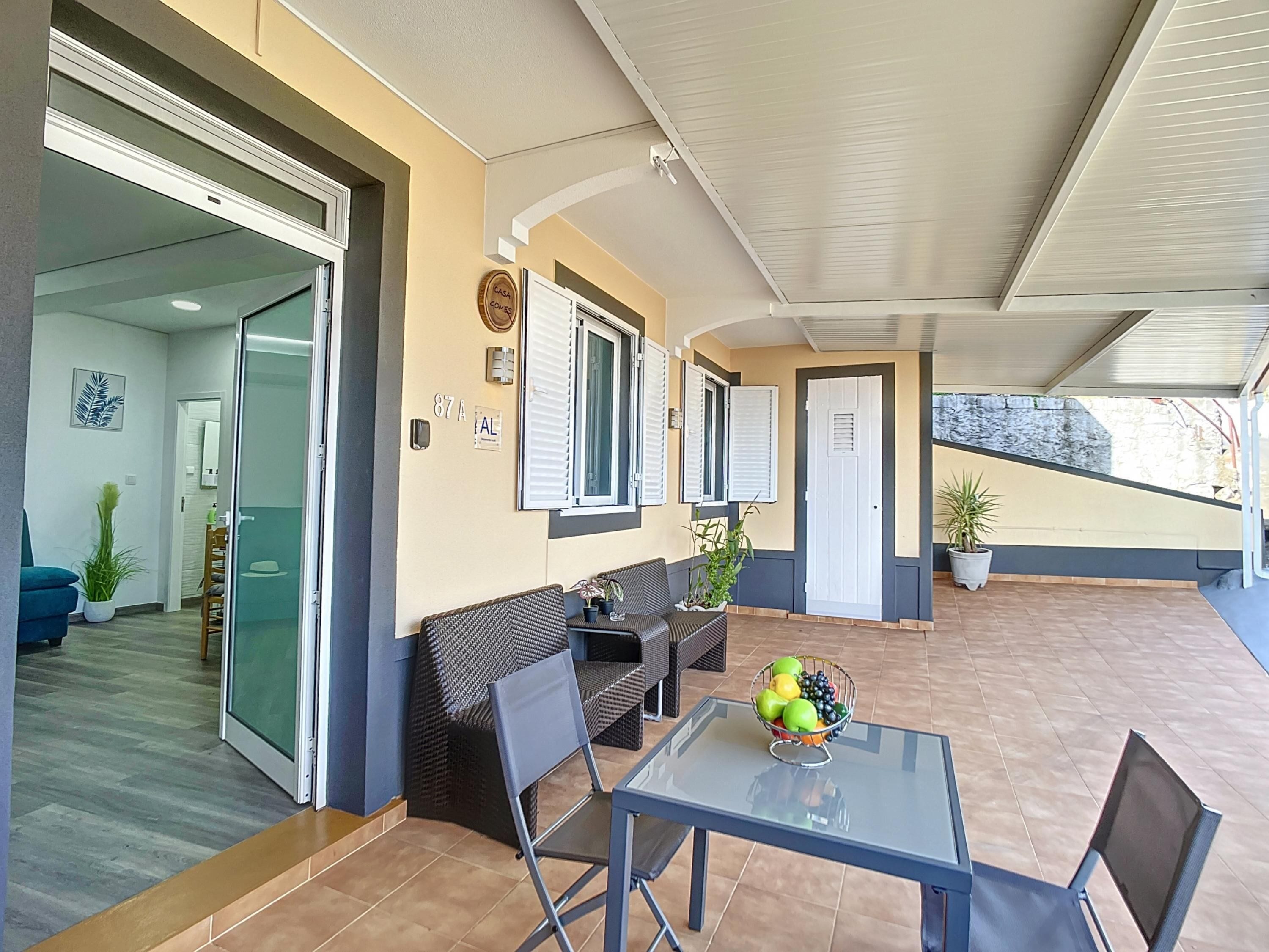 House | 2 bilik tidur 