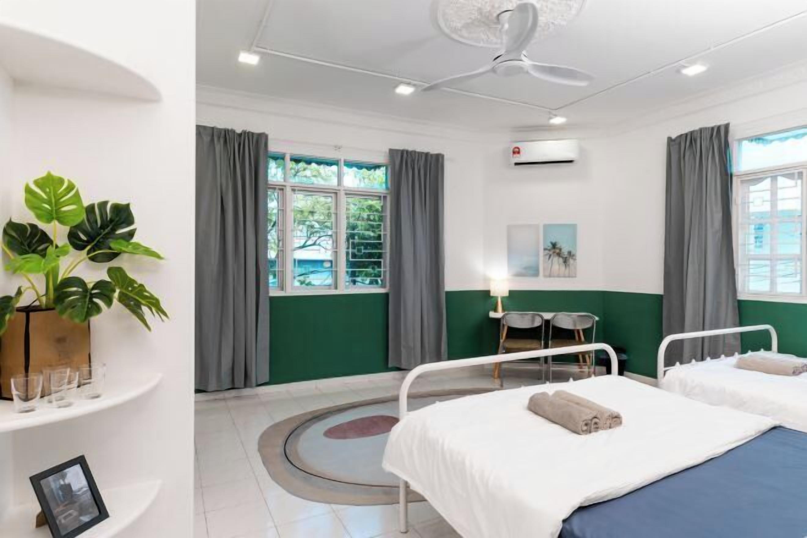 Desk, iron/ironing board, free WiFi, bed sheets