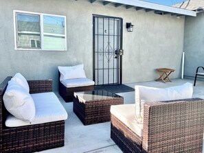 Terrace/patio - @Marbella Lane - Cozy 2BR in Serenity Haven Escape (Ontario)