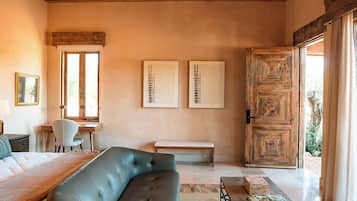 Premium villa, uitzicht op wijngaard | 1 slaapkamer, luxe beddengoed, donzen dekbedden, pillowtop-bedden