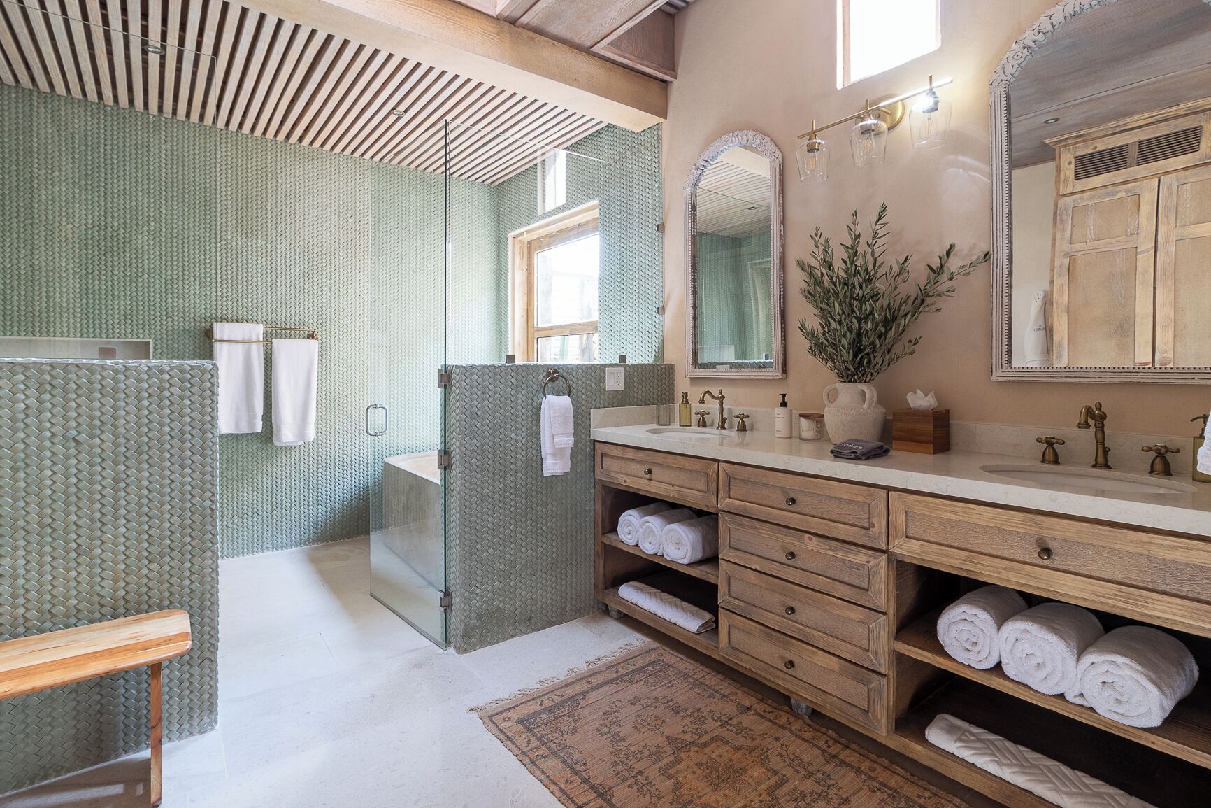 Villa de lujo, varias camas, bañera de hidromasaje | Baño