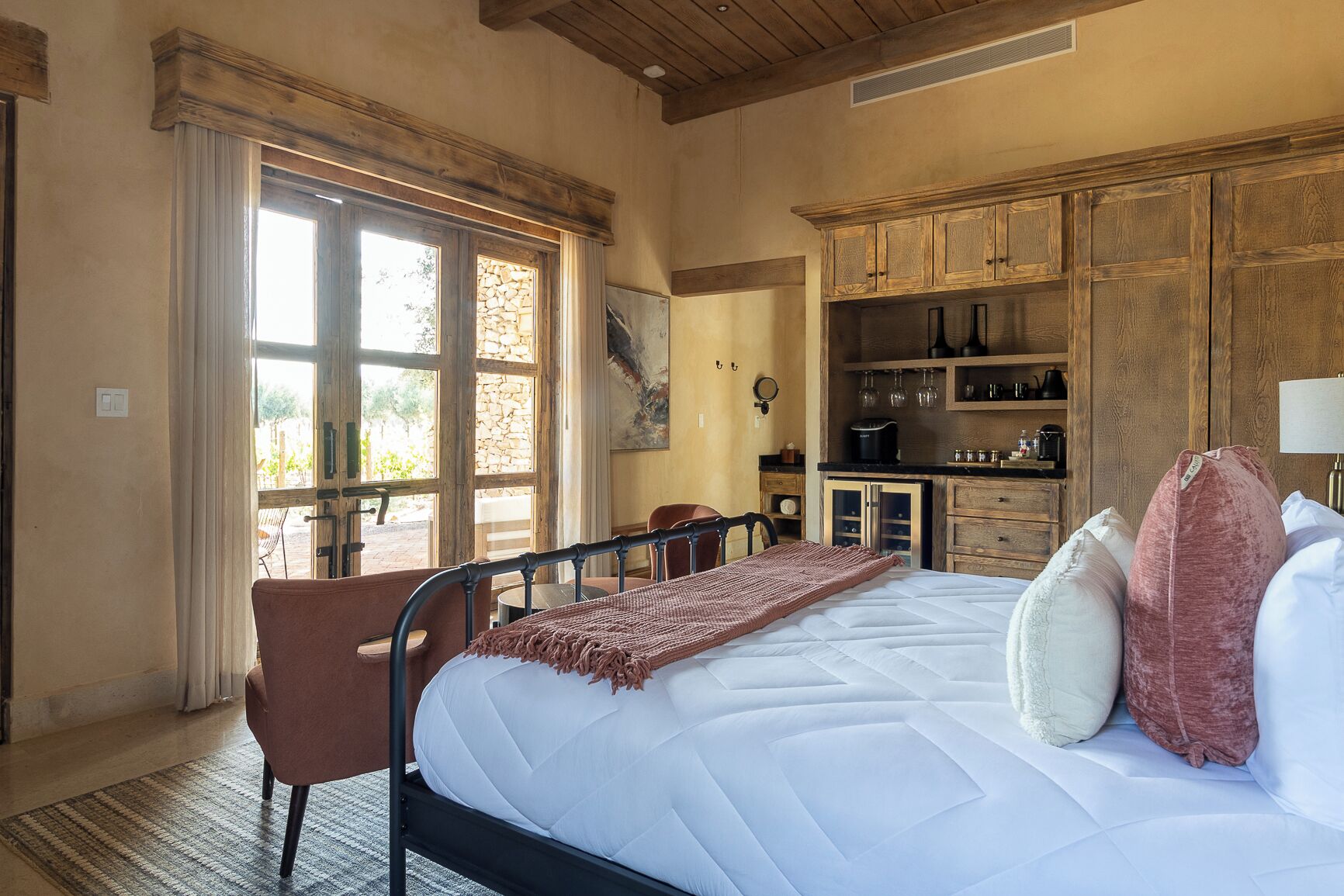 Deluxe Suite, 1 King Bed, Vineyard View | 1 bedroom, premium bedding, down duvets, pillow-top beds