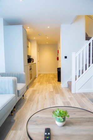 Interior - Stunning Central Birmingham 2 Bed Apartment (Birmingham)