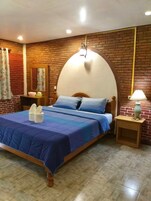 Standard Room | 1 bedroom, desk