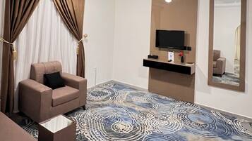 One-Bedroom Suite | Premium bedding, pillowtop beds, blackout drapes, WiFi (free)