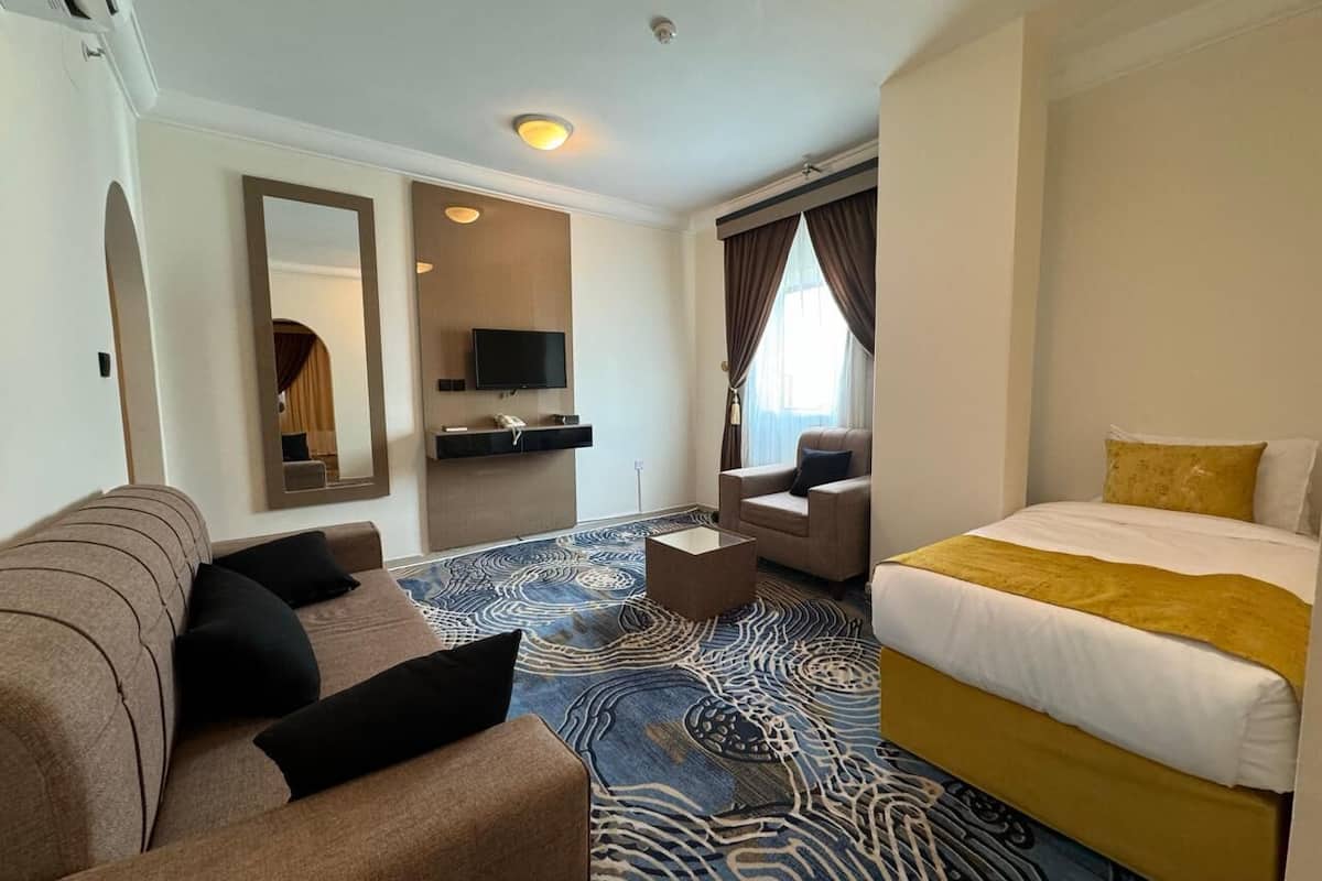 1 dormitorio y ropa de cama de alta calidad