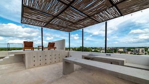 Apartment - Downtown Tulum Loft w Rooftop Pool (Tulum)