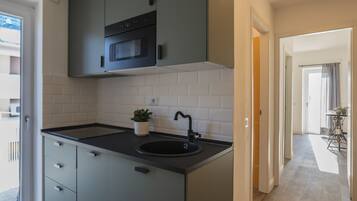 Comfort Condo | Private kitchen