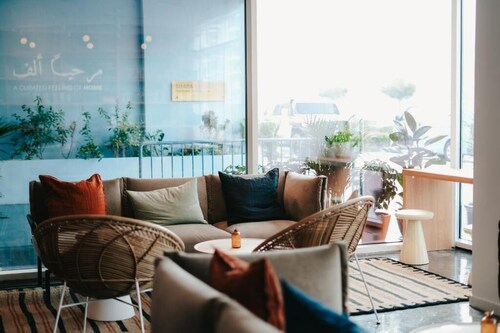 Shada Hotels Jumeirah Gardens 