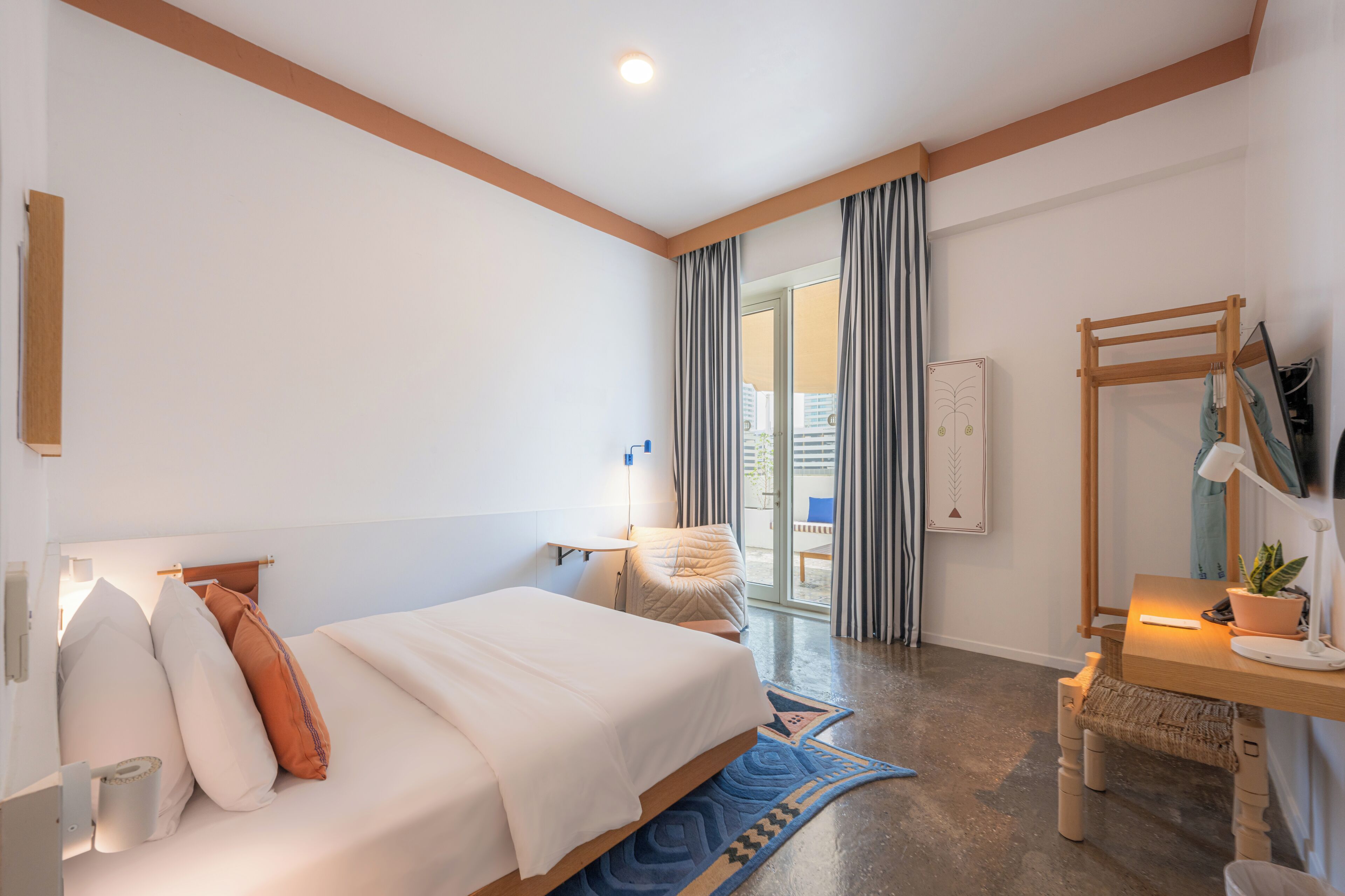 King Room With Private Terrace | In-room safe, desk, laptop workspace, blackout curtains